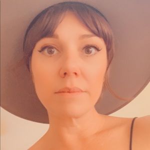 Meet your Posher, Lindsey